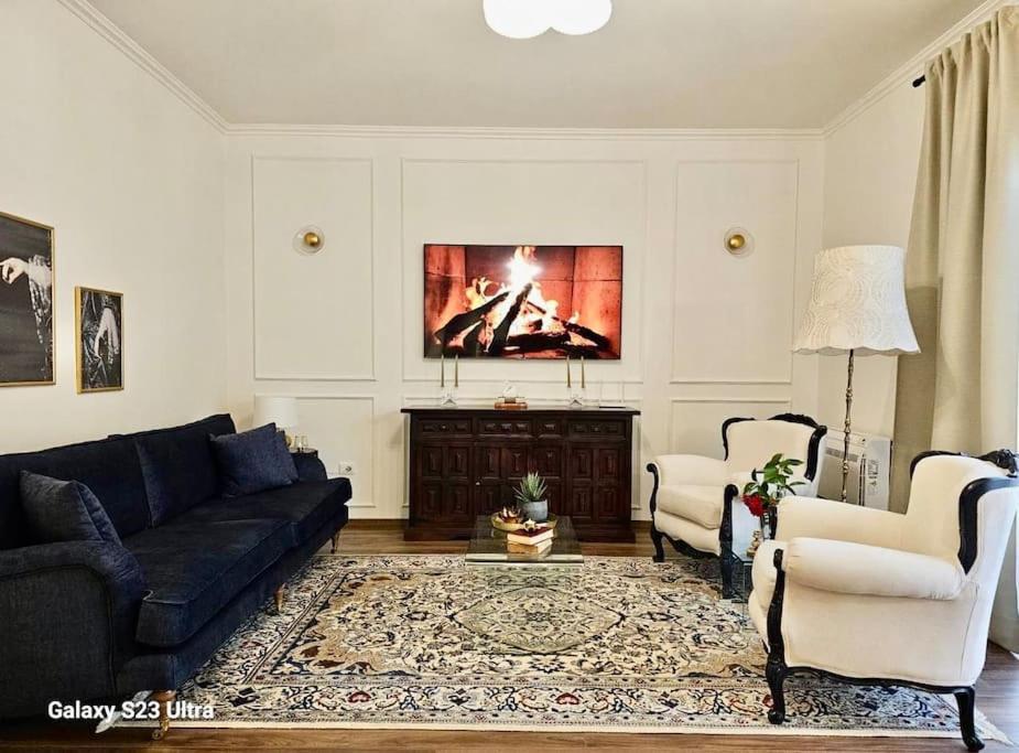 Novi'S Luxury Apartment 2 Gjirokastër Dış mekan fotoğraf