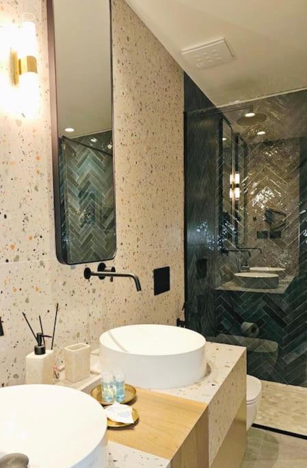 Novi'S Luxury Apartment 2 Gjirokastër Dış mekan fotoğraf